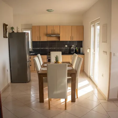 Prázdninový dům Arbor Countryside Oasis Biograd Na Moru