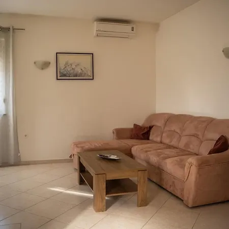 Prázdninový dům Arbor Countryside Oasis Biograd Na Moru