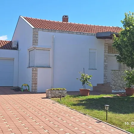 Prázdninový dům Arbor Countryside Oasis Biograd Na Moru