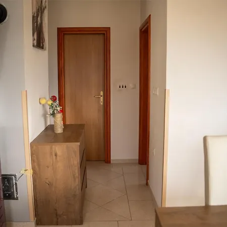 Feriehus Arbor Countryside Oasis Biograd Na Moru