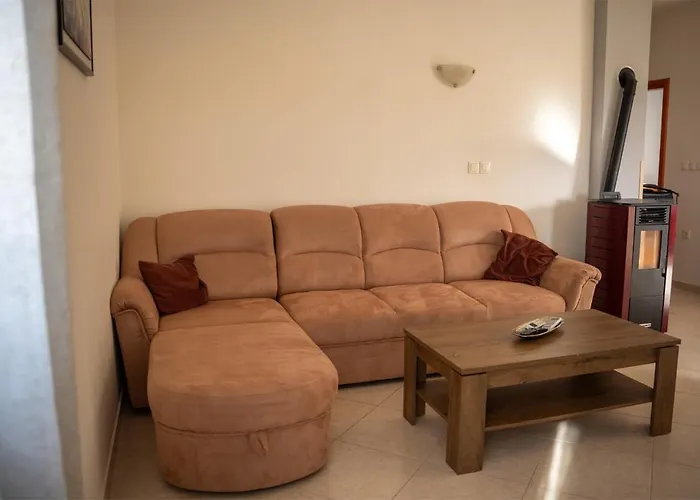 Arbor Countryside Oasis *