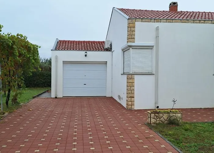 Feriehus Arbor Countryside Oasis Biograd Na Moru